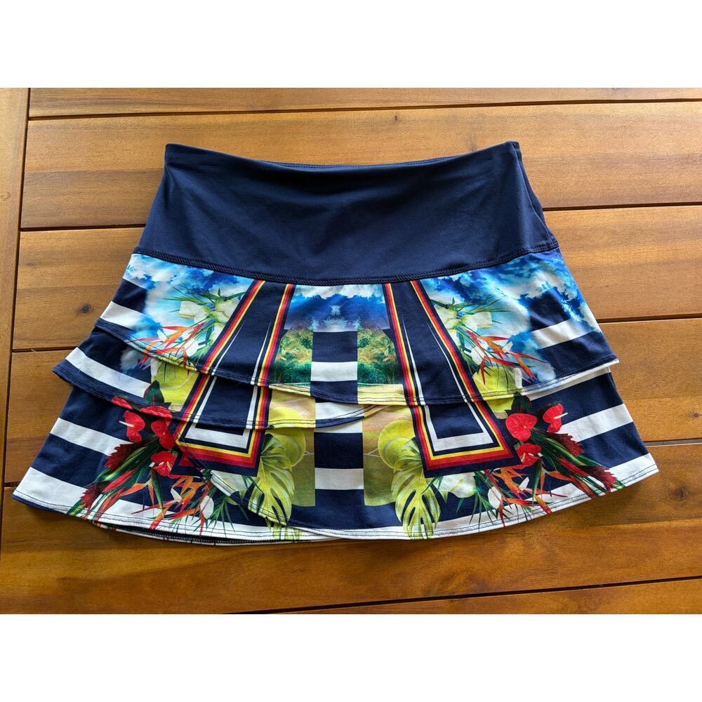 Lucky in Love Surreal Print Layered Ruffle Tennis Skort Shorts Skirt Sz S (4-6)